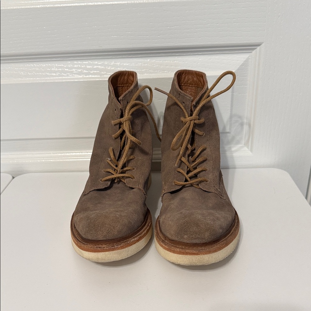 Frye Men's Tan Chukka Boots